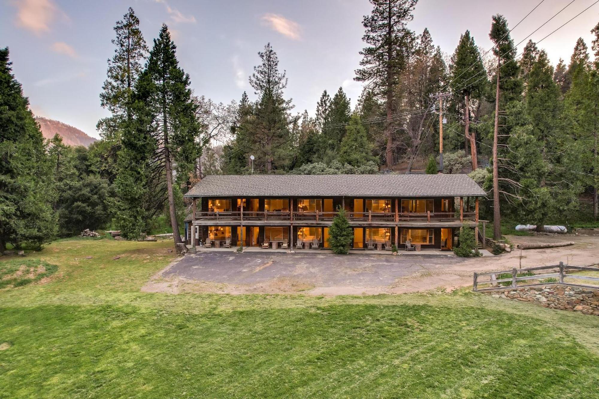 Camp Nelson Lodge Room 10 Ponderosa エクステリア 写真